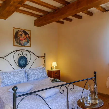 Aparthotel Frescheria Montemaggiore al Metauro