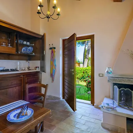 Frescheria Aparthotel Montemaggiore al Metauro